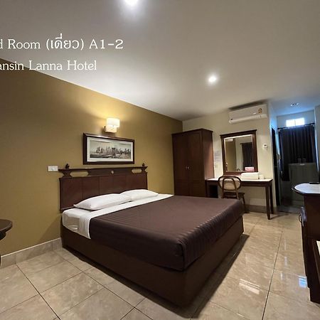 Suansin Lanna Hotel 탁 외부 사진